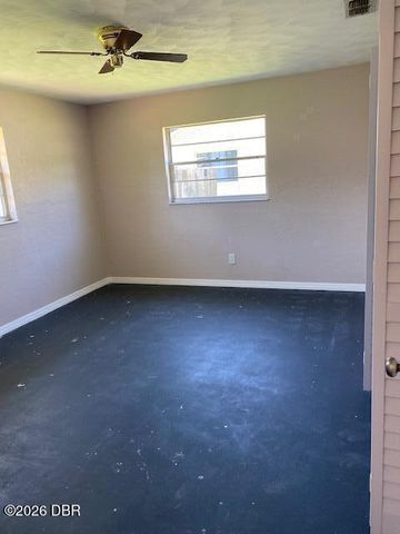 911 New Castle Court, Holly Hill, FL 32117