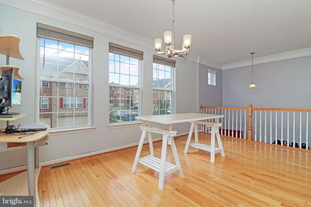 9784 CORBETT PL, Manassas Park, VA 20111