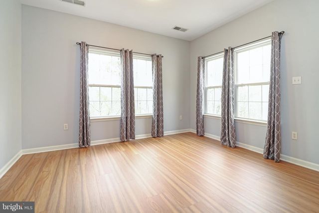 9784 CORBETT PL, Manassas Park, VA 20111