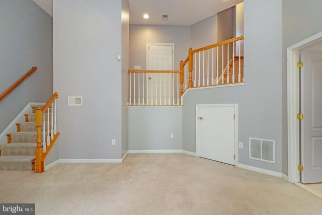 9784 CORBETT PL, Manassas Park, VA 20111