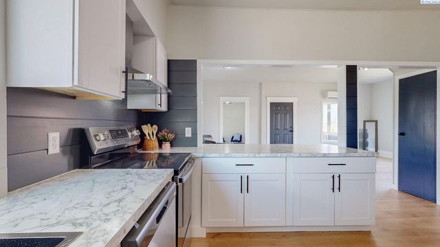 231205 E Lechelt Road, Kennewick, WA 99337