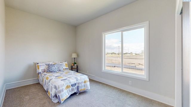 231205 E Lechelt Road, Kennewick, WA 99337
