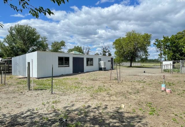 231205 E Lechelt Road, Kennewick, WA 99337