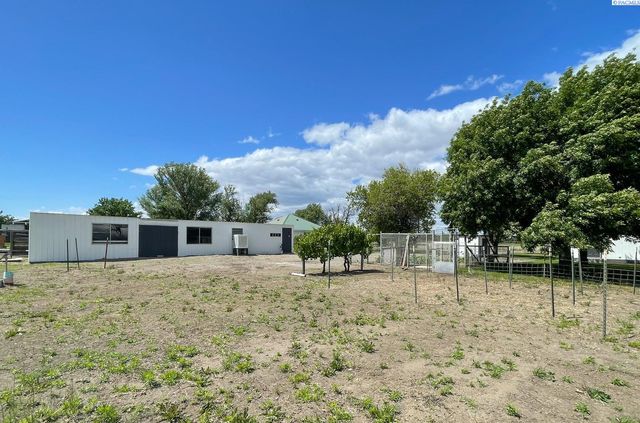 231205 E Lechelt Road, Kennewick, WA 99337