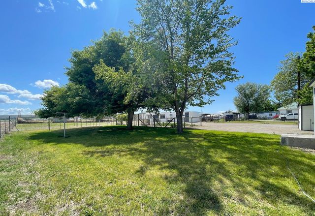 231205 E Lechelt Road, Kennewick, WA 99337