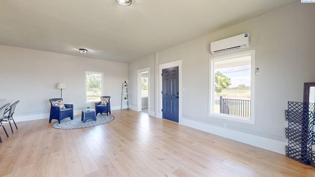 231205 E Lechelt Road, Kennewick, WA 99337