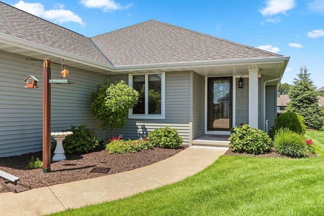 2025 WISTERIA CIRCLE, Suamico, WI 54313