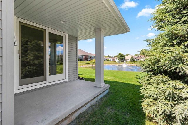 2025 WISTERIA CIRCLE, Suamico, WI 54313