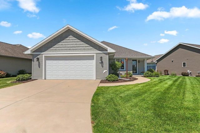 2025 WISTERIA CIRCLE, Suamico, WI 54313