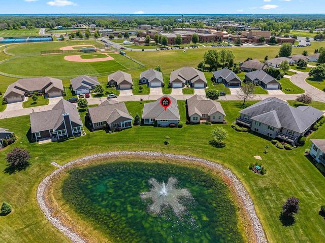 2025 WISTERIA CIRCLE, Suamico, WI 54313