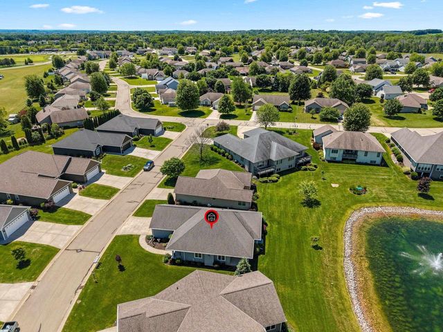 2025 WISTERIA CIRCLE, Suamico, WI 54313