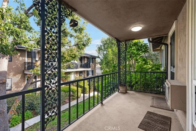 660 S Glassell 10, Orange, CA 92866