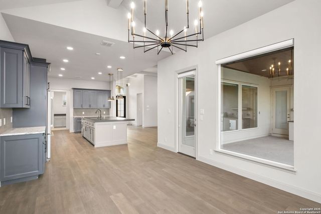 7206 Bluff Run, San Antonio, TX 78257