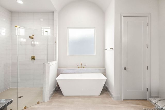 7206 Bluff Run, San Antonio, TX 78257