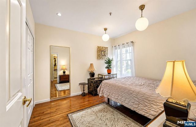 140 The Promenade, Edgewater, NJ 07020
