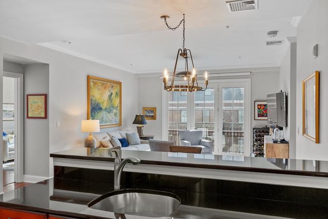 77 Hanover St Unit 13, Portsmouth, NH 03801