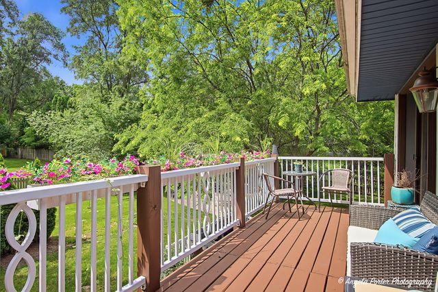2001 Villanova Drive, Johnsburg, IL 60051