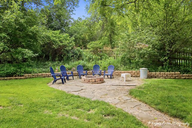 2001 Villanova Drive, Johnsburg, IL 60051