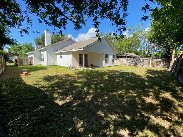 108 Hague ST, Hutto, TX 78634