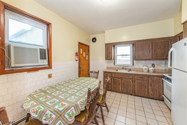 18 Van Rensselear St, Belleville Twp., NJ 07109