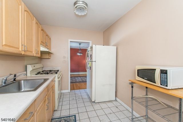 18 Van Rensselear St, Belleville Twp., NJ 07109