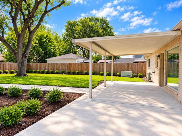 7903 Augustine Drive, Houston, TX 77036