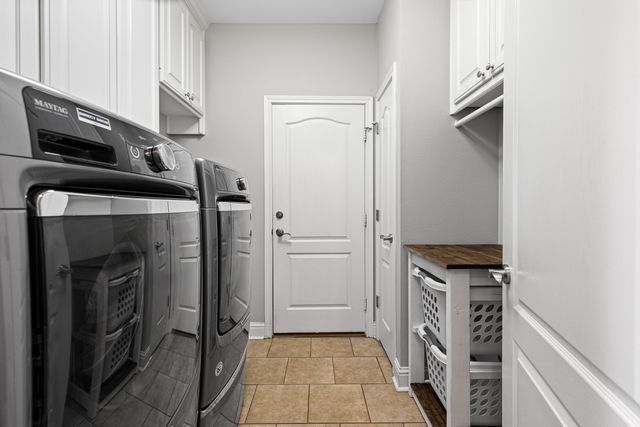 906 Windemere Cir, Longview, TX 75601