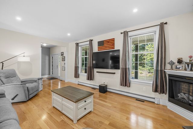 34 Nautical Way, Plymouth, MA 02360