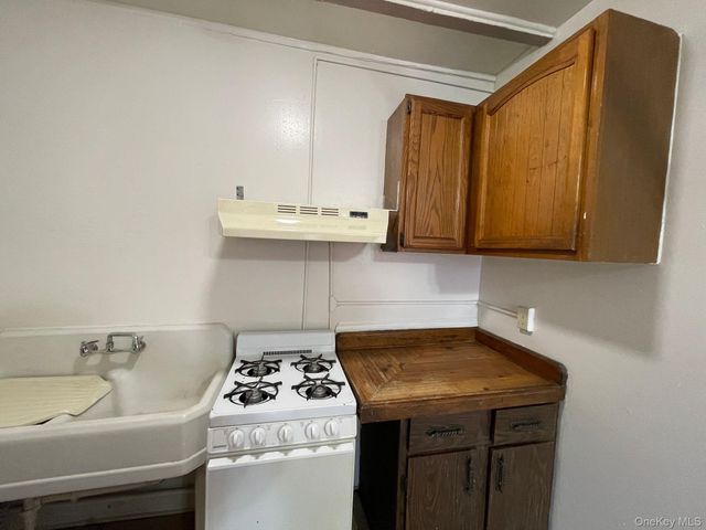 93 Ann Street, Newburgh, NY 12550