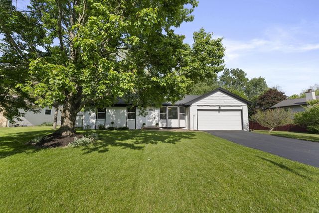 62 Ridgewood Drive SW, Etna, OH 43062