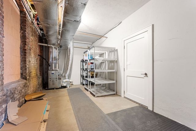 1896 Beacon Street 1, Brookline, MA 02445