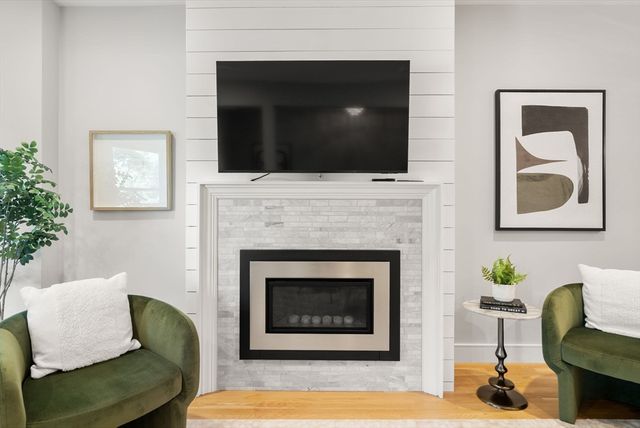 1896 Beacon Street 1, Brookline, MA 02445