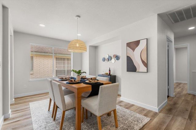 6437 Old Harbor LN, Austin, TX 78739