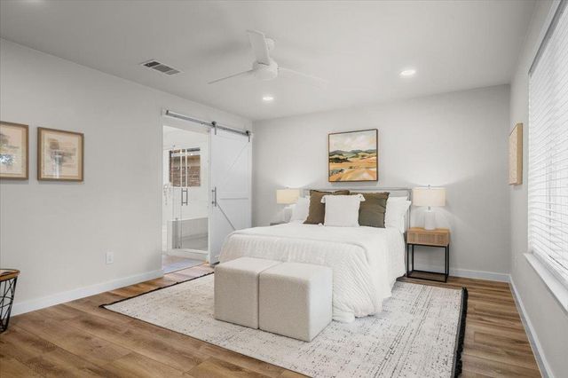6437 Old Harbor LN, Austin, TX 78739
