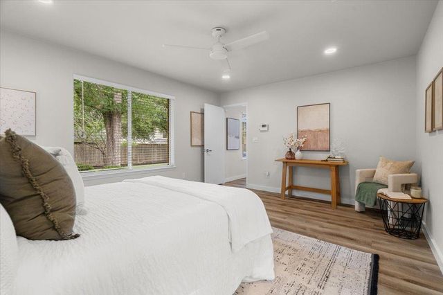 6437 Old Harbor LN, Austin, TX 78739
