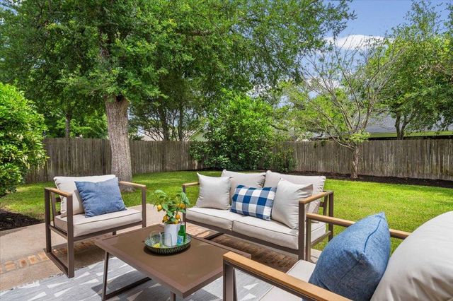 6437 Old Harbor LN, Austin, TX 78739