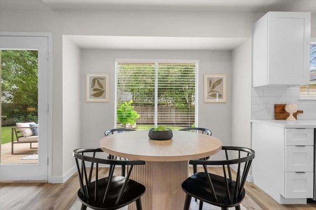 6437 Old Harbor LN, Austin, TX 78739