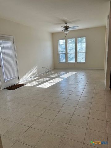 120 Witchhazel Way, San Marcos, TX 78666