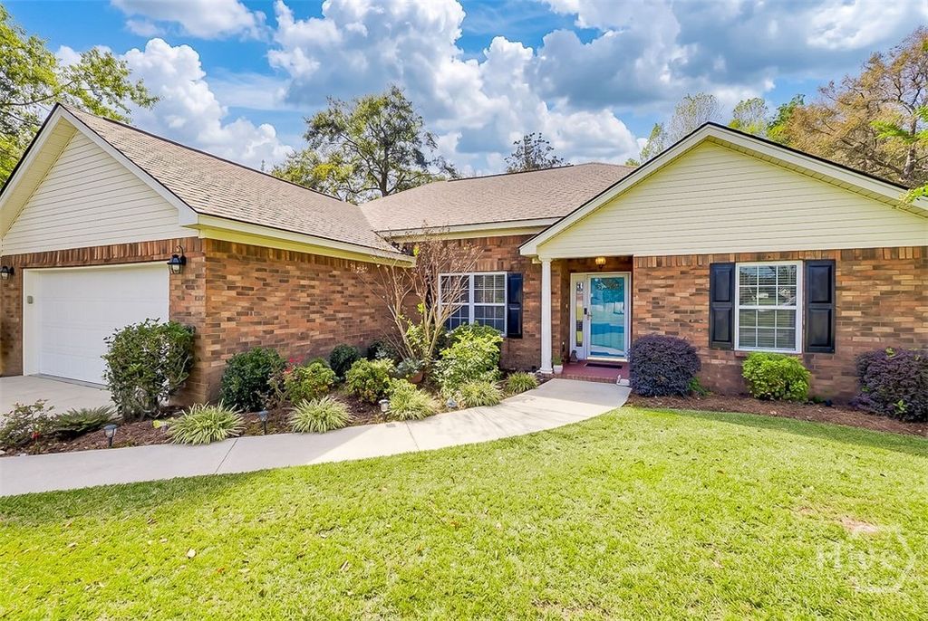 Image 4 of property listing at 174 Jamestown Drive, Rincon, GA 31326