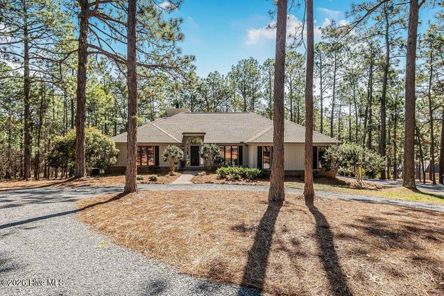12 Kippen Court, Pinehurst, NC 28374