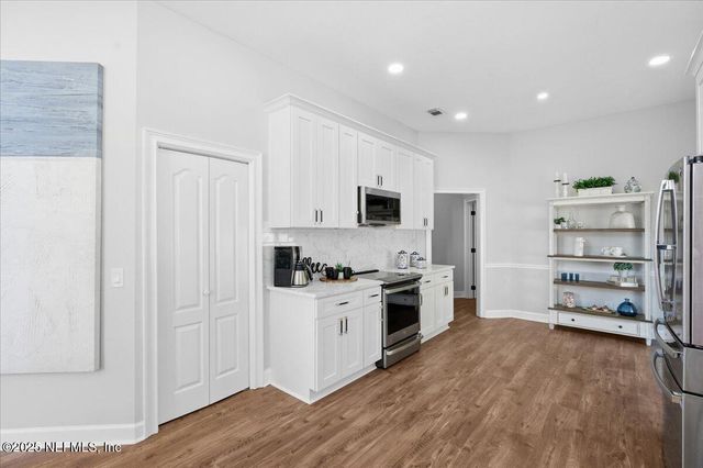 12063 CRANEFOOT Court, Jacksonville, FL 32223