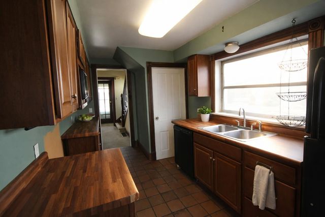 1011 Jackson Street, La Porte, IN 46350