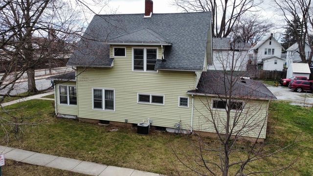 1011 Jackson Street, La Porte, IN 46350