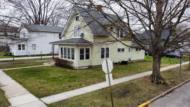 1011 Jackson Street, La Porte, IN 46350