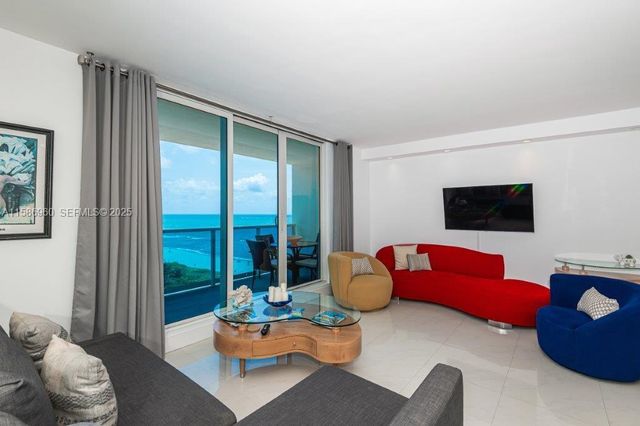 2301 Collins Avenue 1111, Miami Beach, FL 33139
