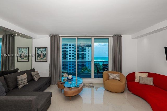 2301 Collins Avenue 1111, Miami Beach, FL 33139