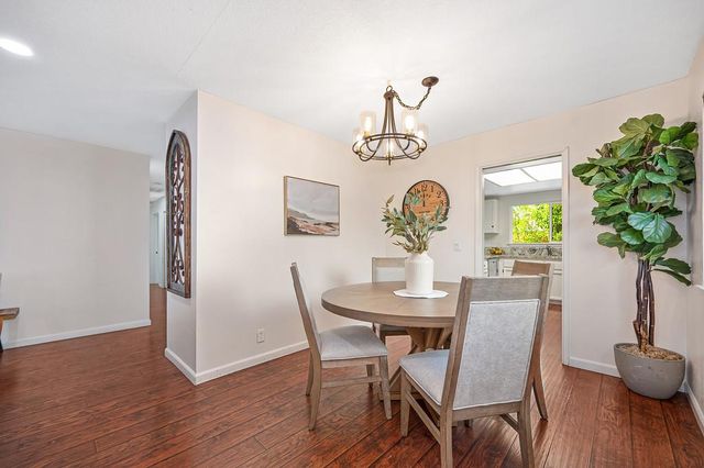 5812 Kimberly Hill Ct, Carmichael, CA 95608