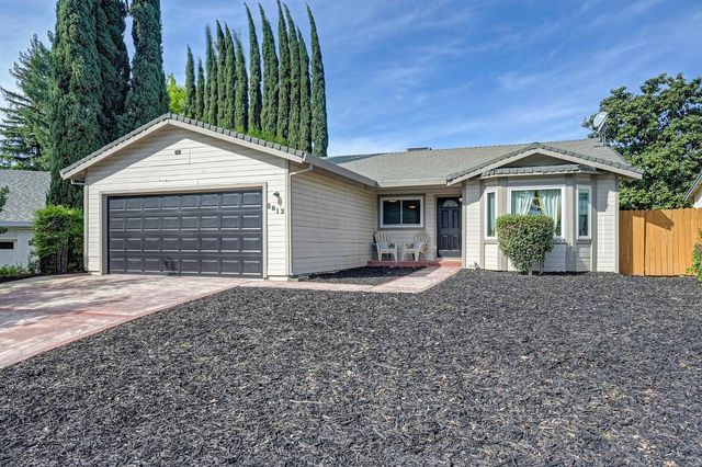 5812 Kimberly Hill Ct, Carmichael, CA 95608