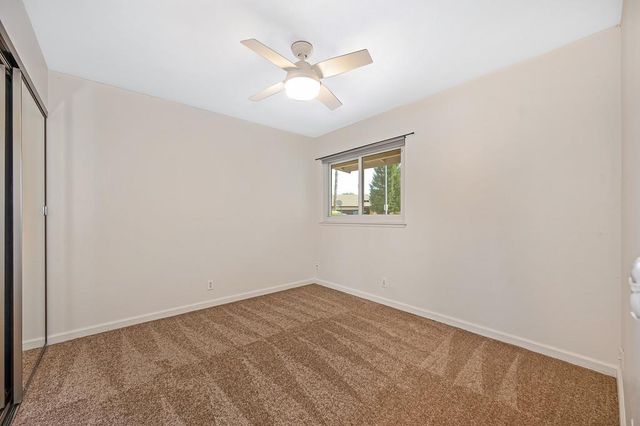 5812 Kimberly Hill Ct, Carmichael, CA 95608