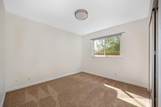 5812 Kimberly Hill Ct, Carmichael, CA 95608